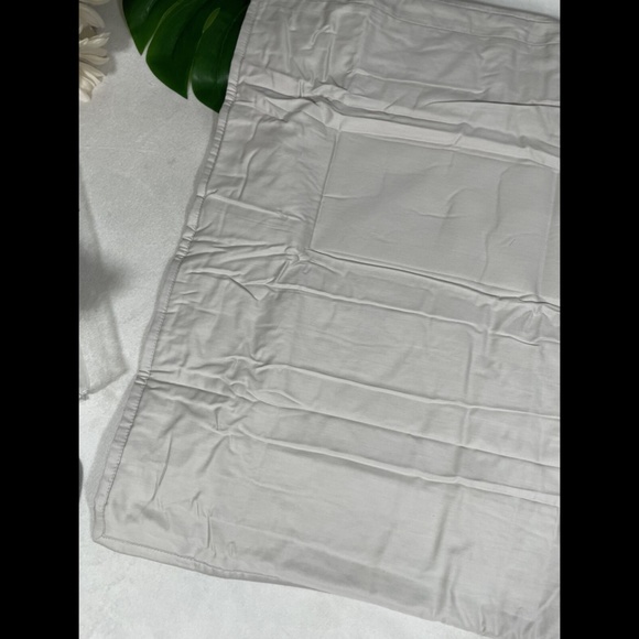 NIB Hotel Collection Opalescent Quilted Euro Sham‎ - Picture 9 of 12